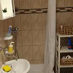 Apartment Oasis *