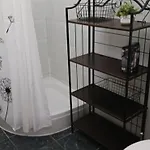 Apartment Oasis *